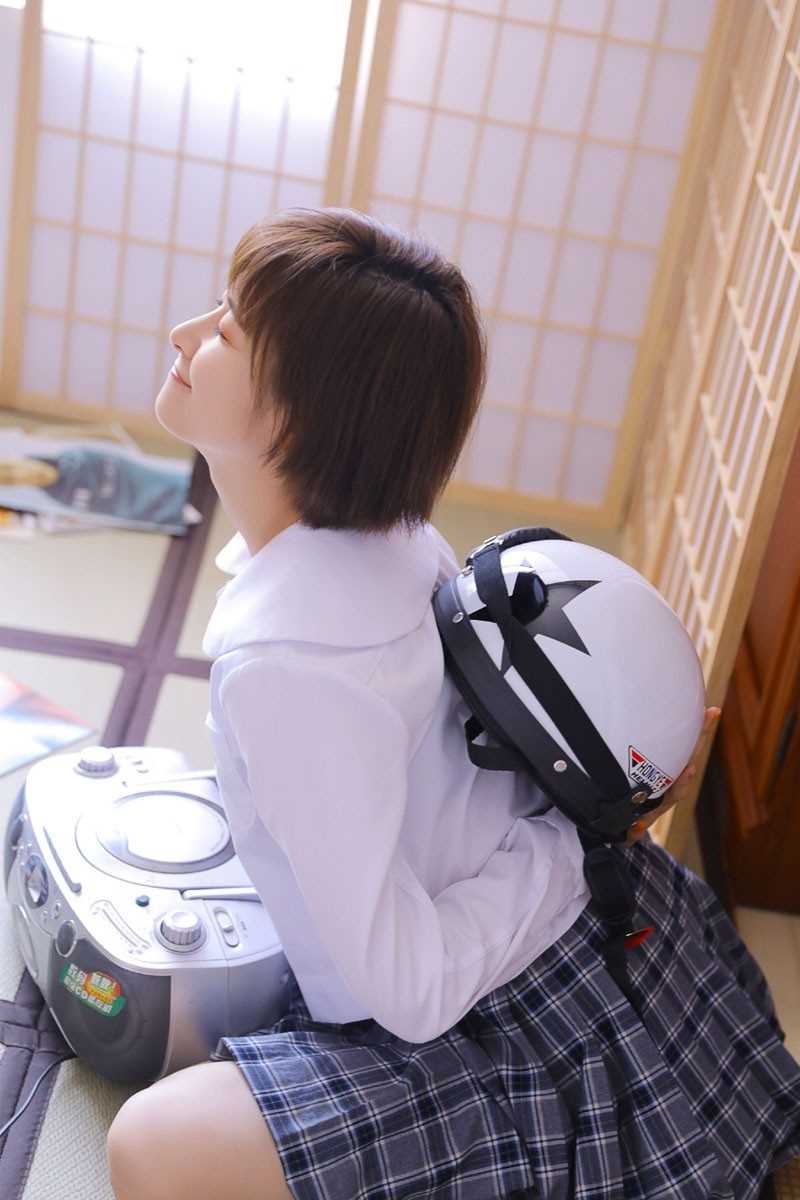 最新日本少女短发jk制服清纯元气萌女壁纸