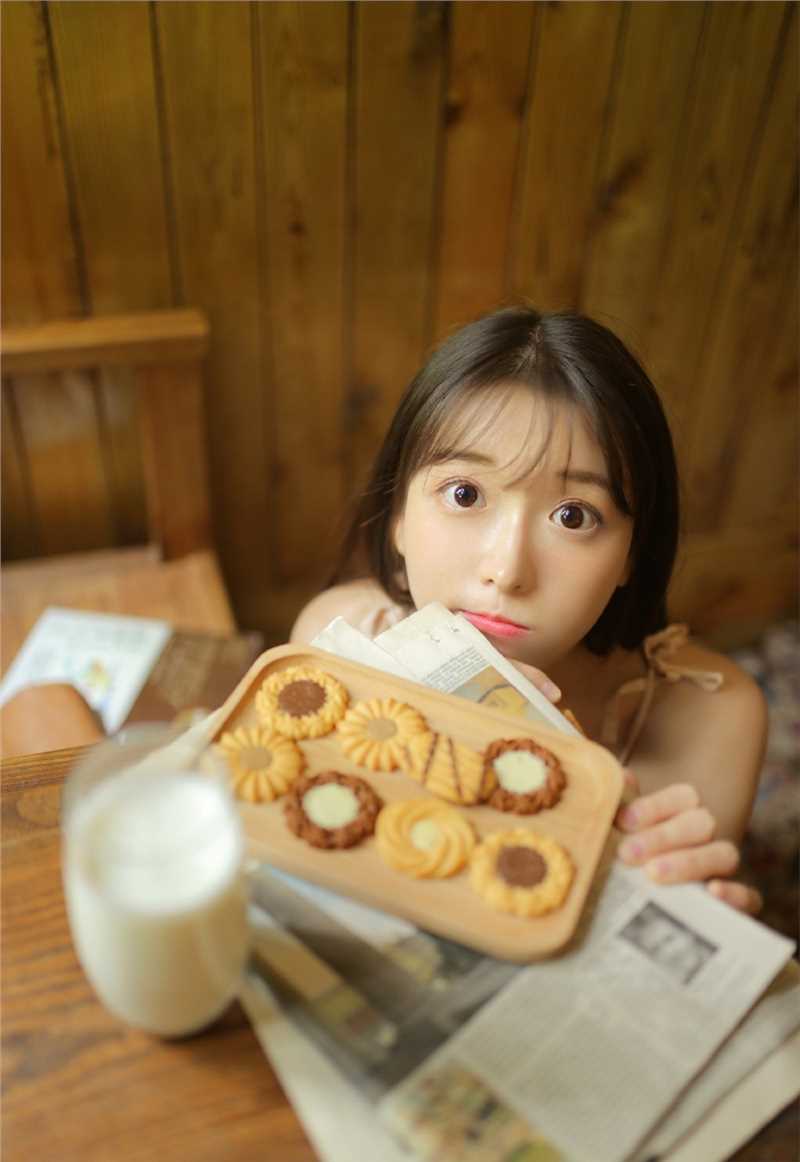 高清牛乳少女甜美清纯女神吊带睡裙内衣个人图集