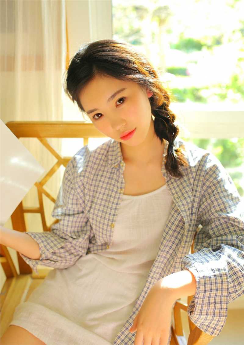 最全文艺甜美少女居家衬衫休闲清纯俏皮壁纸