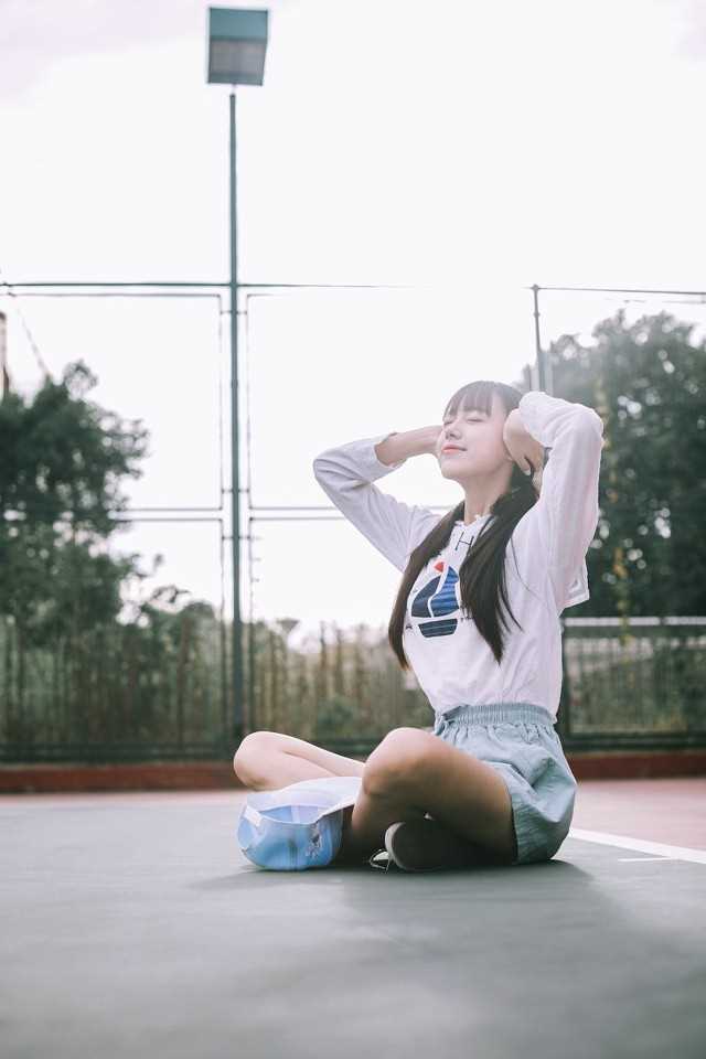 精选清纯气质女神黑美人养眼勾魂迷人私房唯美图册