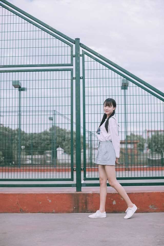 精选清纯气质女神黑美人养眼勾魂迷人私房唯美图册