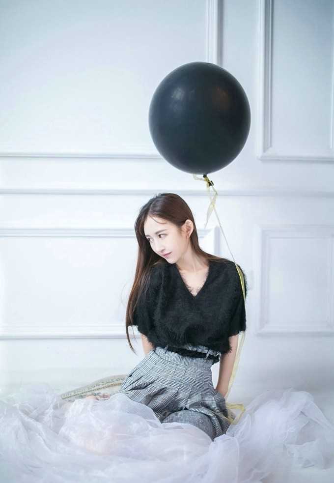 精选清纯气质女神黑美人养眼勾魂迷人私房唯美图册