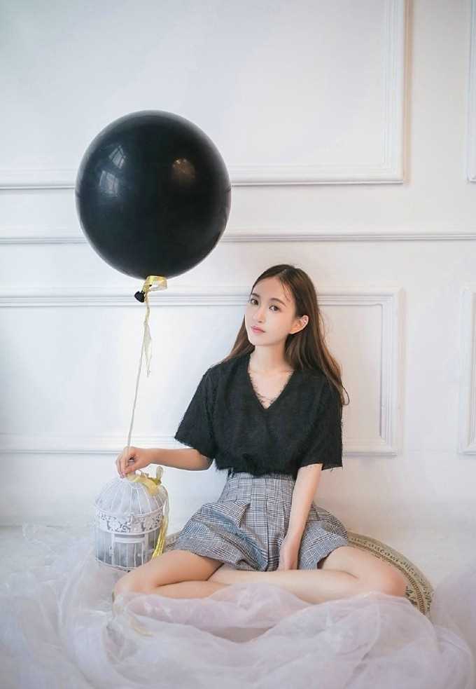 精选清纯气质女神黑美人养眼勾魂迷人私房唯美图册