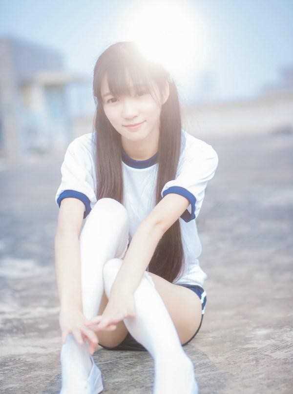 最新水蜜桃香甜清纯性感校园小清新美女图片图集