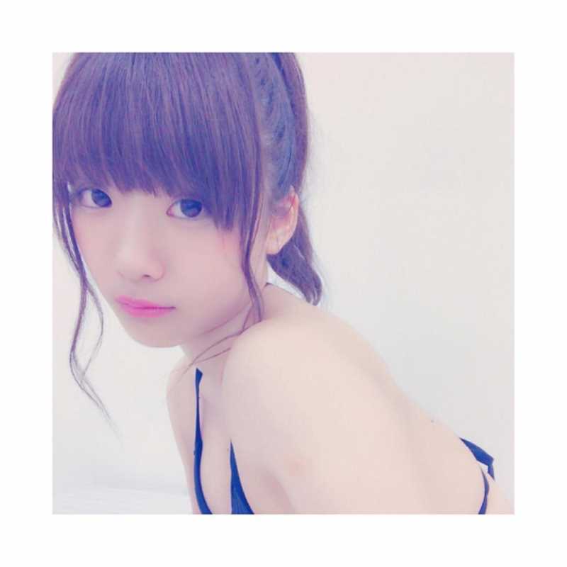 优质日本美女满川晴月清纯私房照相册