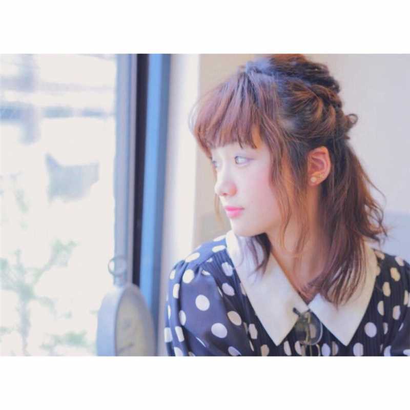 优质日本美女满川晴月清纯私房照相册