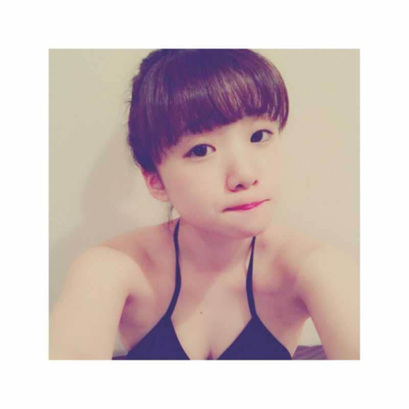 优质日本美女满川晴月清纯私房照相册