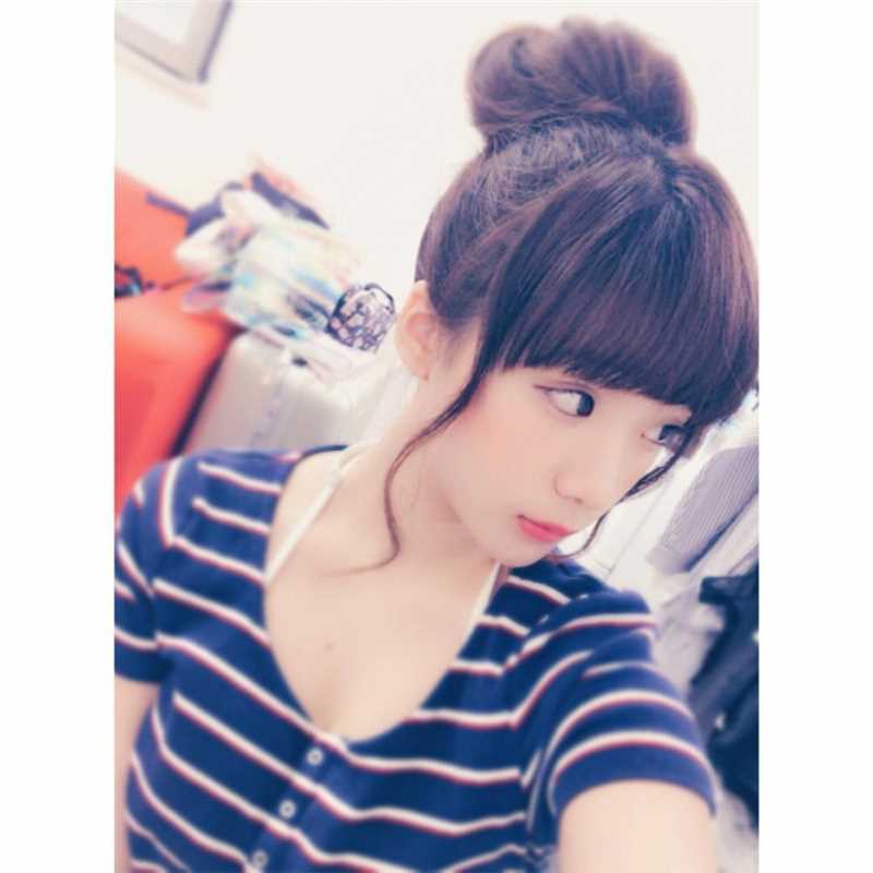 优质日本美女满川晴月清纯私房照相册