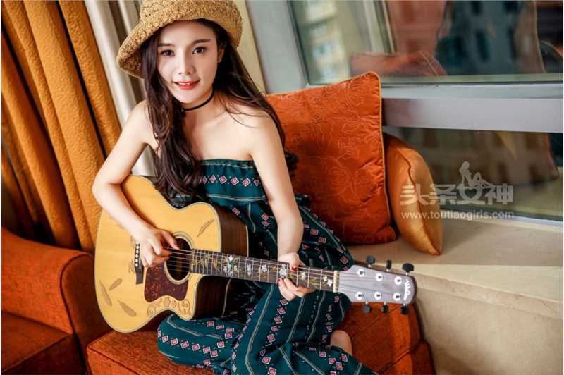 最新美女模特Maggie复古清纯迷人壁纸