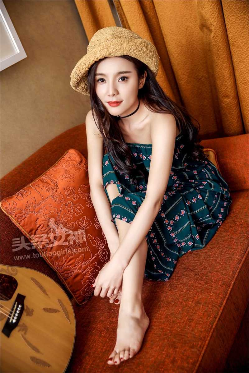最新美女模特Maggie复古清纯迷人壁纸