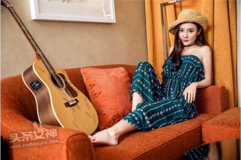 最新美女模特Maggie复古清纯迷人壁纸