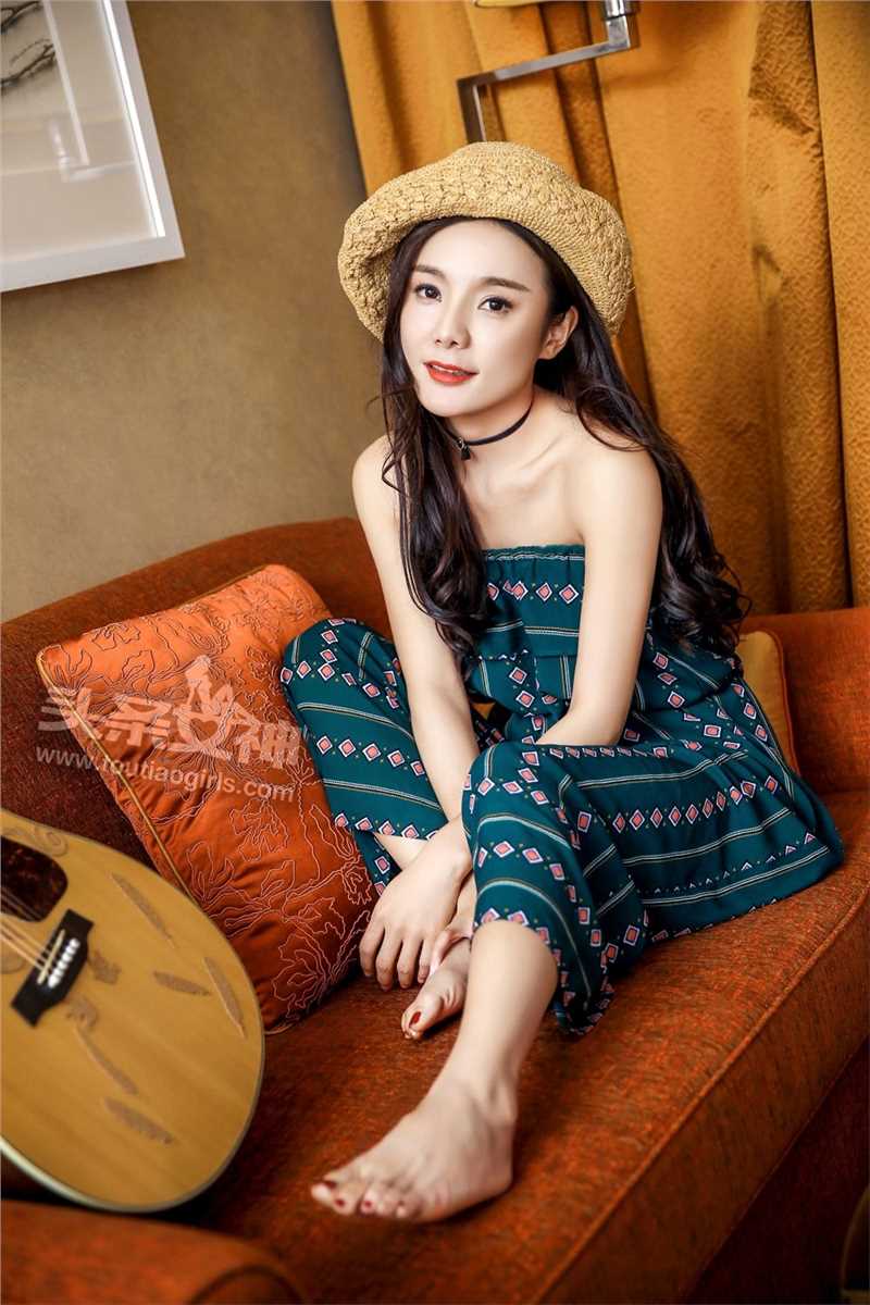 最新美女模特Maggie复古清纯迷人壁纸