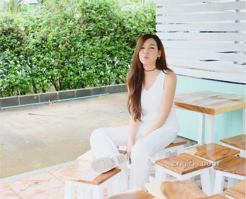 优质泰国美女Pichyada,Chatkamjaroen清纯私房图片