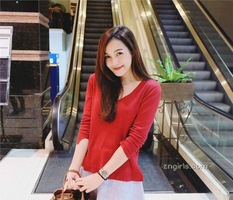 优质泰国美女Pichyada,Chatkamjaroen清纯私房图片