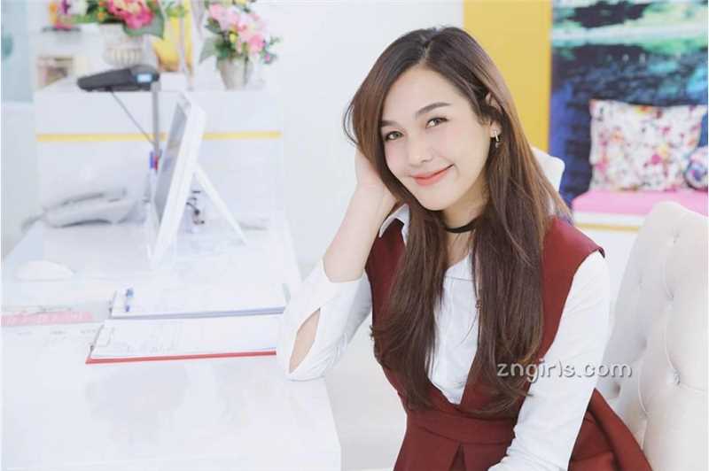 优质泰国美女Pichyada,Chatkamjaroen清纯私房图片