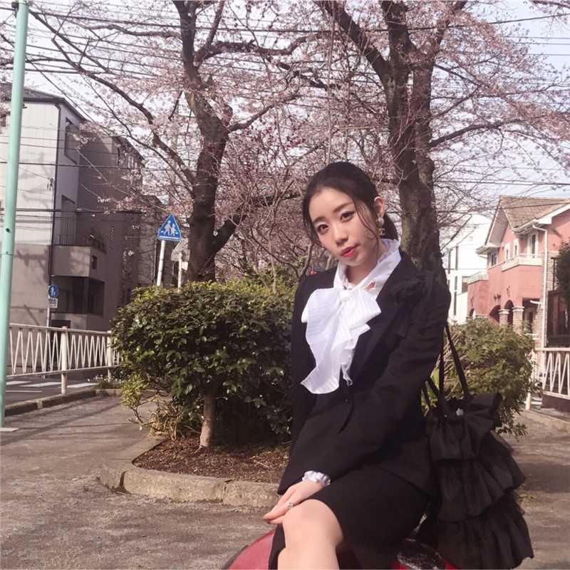 特别专辑日本美女秋本铃果美照清纯迷人图片