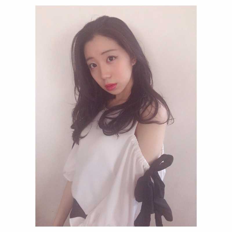 特别专辑日本美女秋本铃果美照清纯迷人图片