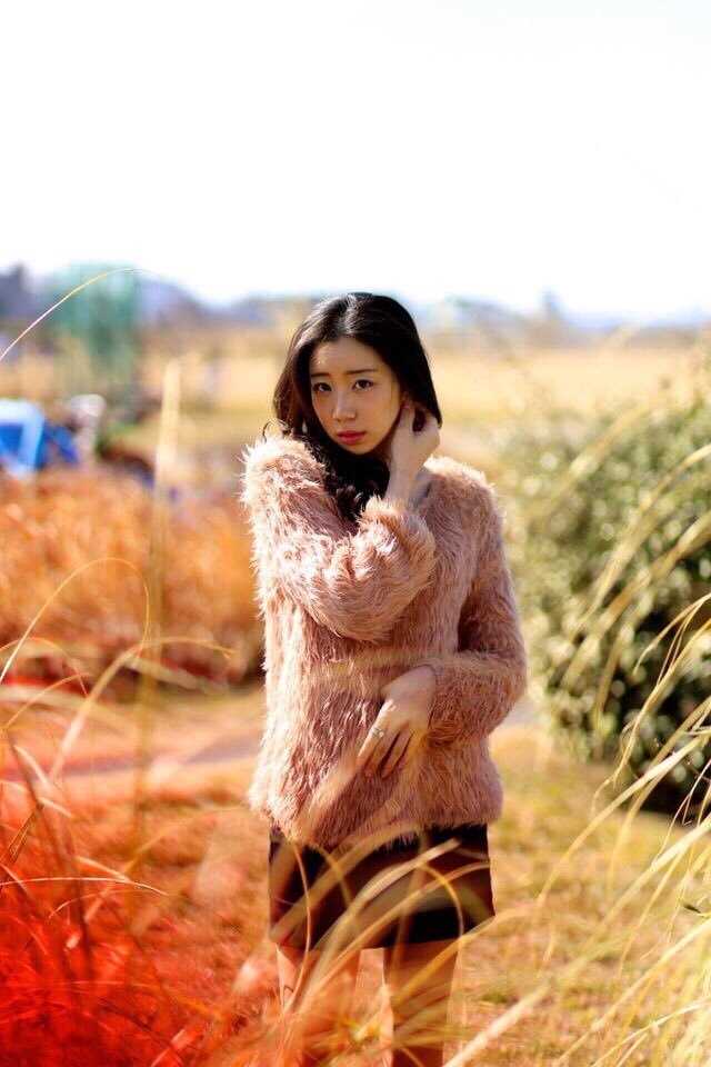 特别专辑日本美女秋本铃果美照清纯迷人图片