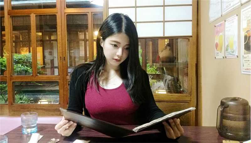 台湾美女学生Jane,Chen生活美照清纯动人