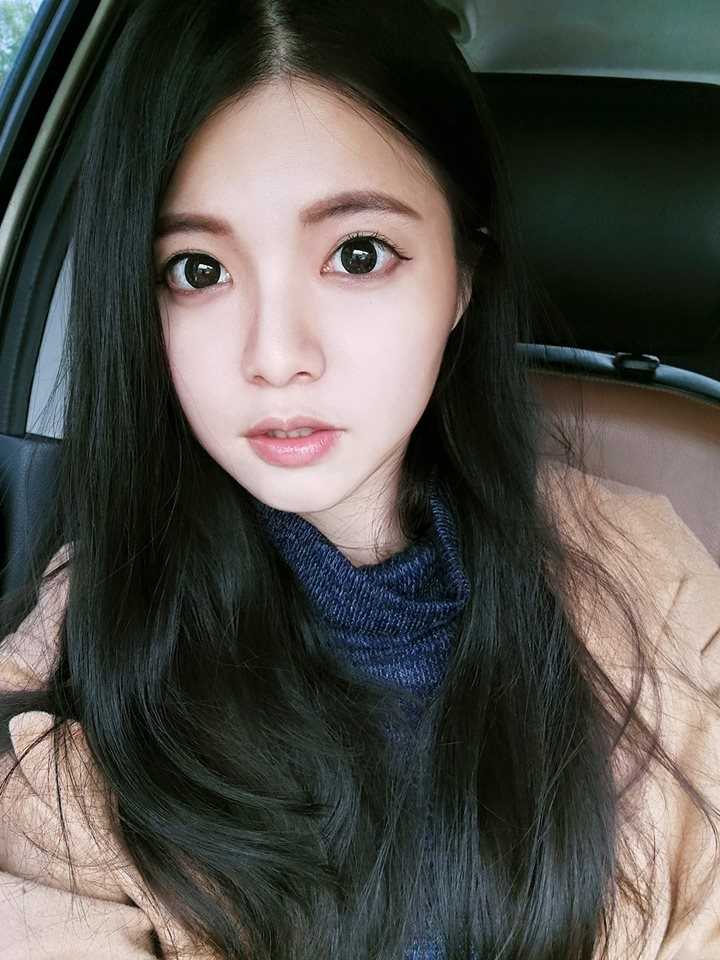 台湾美女学生Jane,Chen生活美照清纯动人