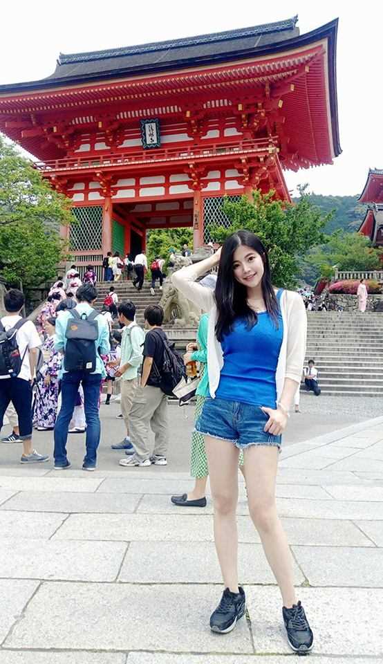 台湾美女学生Jane,Chen生活美照清纯动人