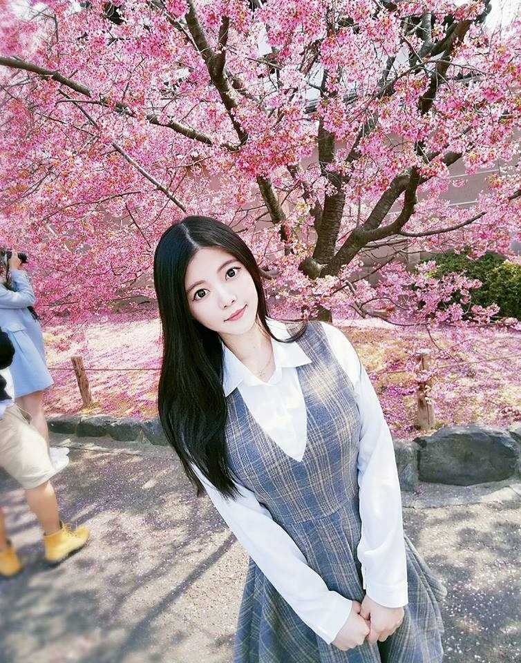 台湾美女学生Jane,Chen生活美照清纯动人