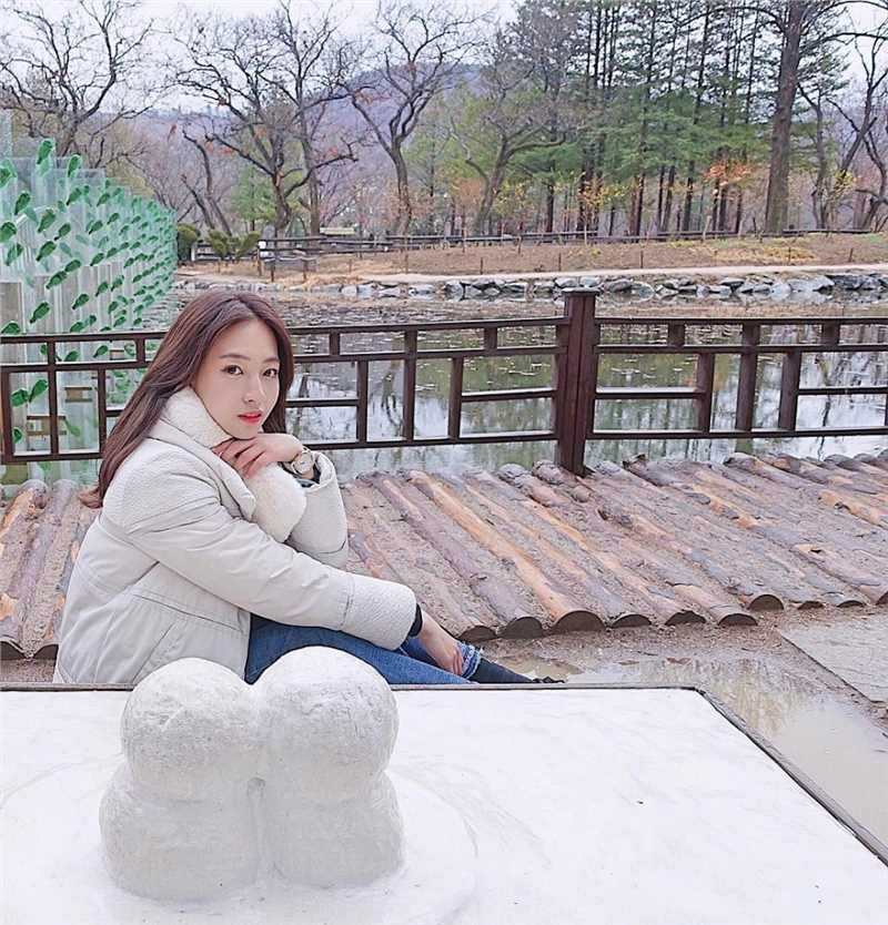 高清台湾美女何佳蓉生活清纯迷人图集