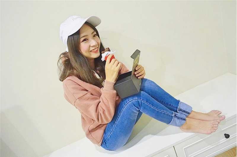 高清台湾美女何佳蓉生活清纯迷人图集