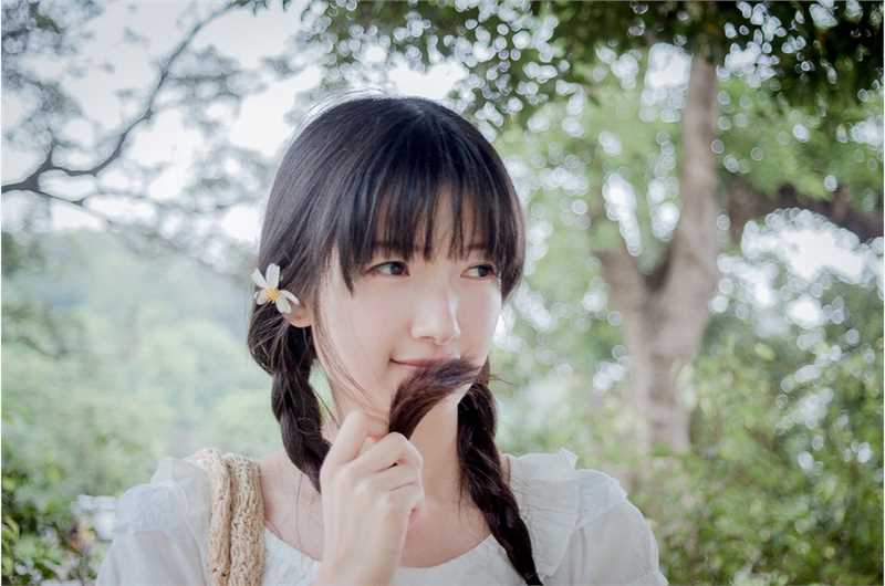 优质清纯美少女户外迷人相册