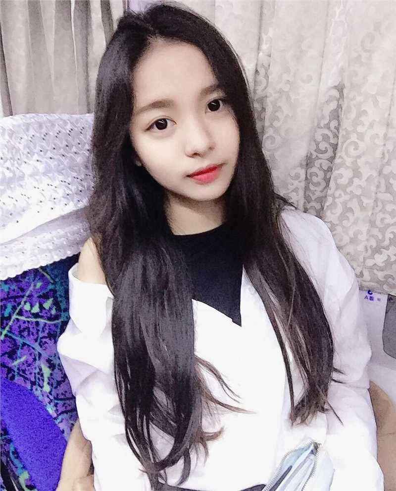 特别专辑清纯系美女邱苡瑄养眼图片
