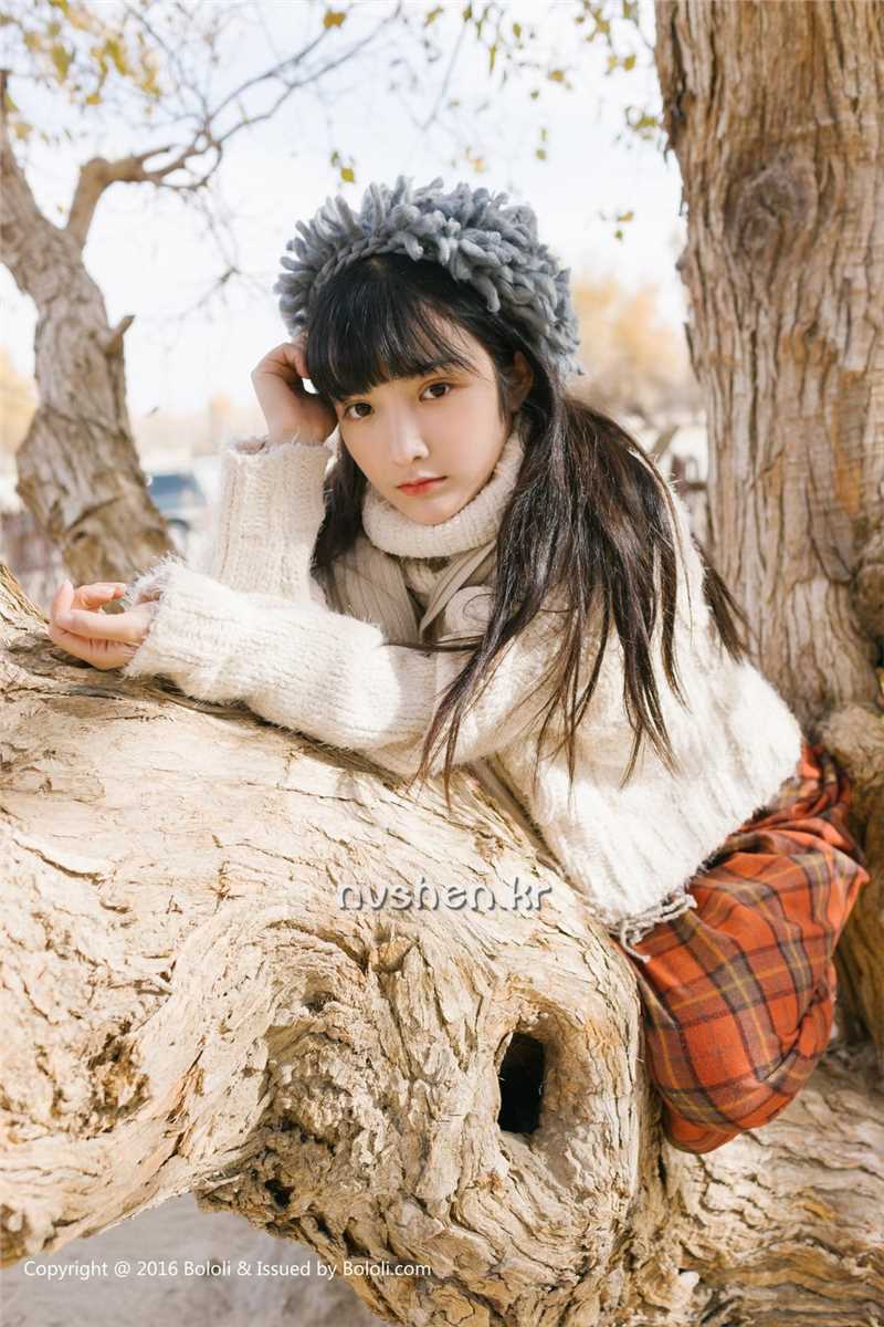 最全唯美清纯美女之应沙漠旅拍图片壁纸