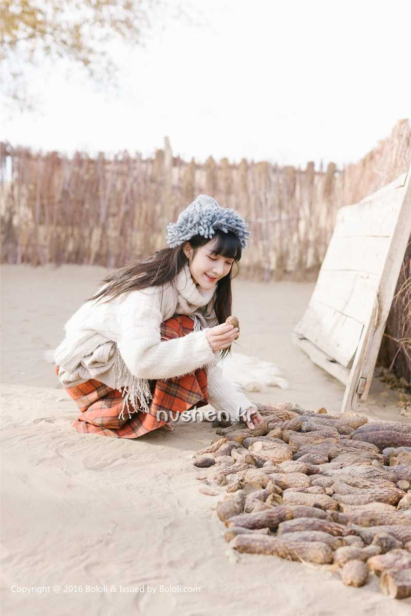 最全唯美清纯美女之应沙漠旅拍图片壁纸