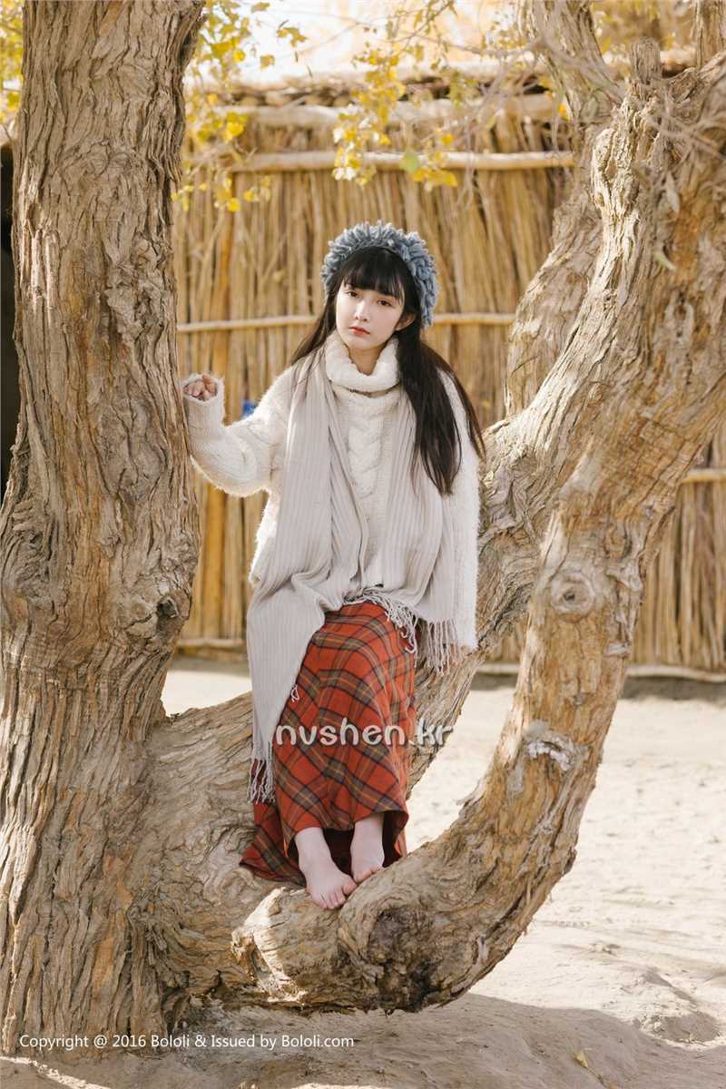 最全唯美清纯美女之应沙漠旅拍图片壁纸