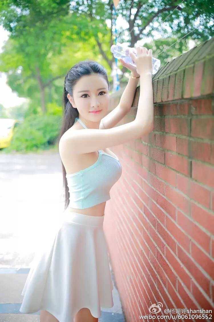 最全清纯美女校花杨珊珊微博清新壁纸
