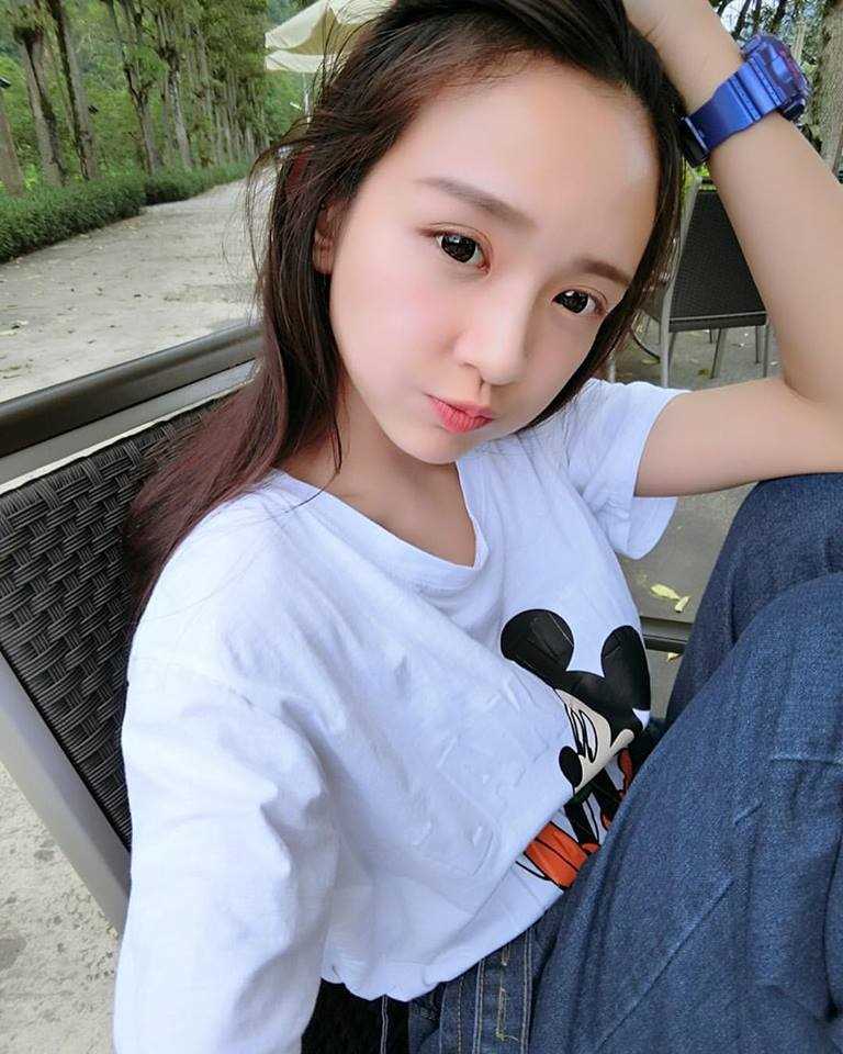 优质清纯可爱美女Mini阿咪图片集锦图片