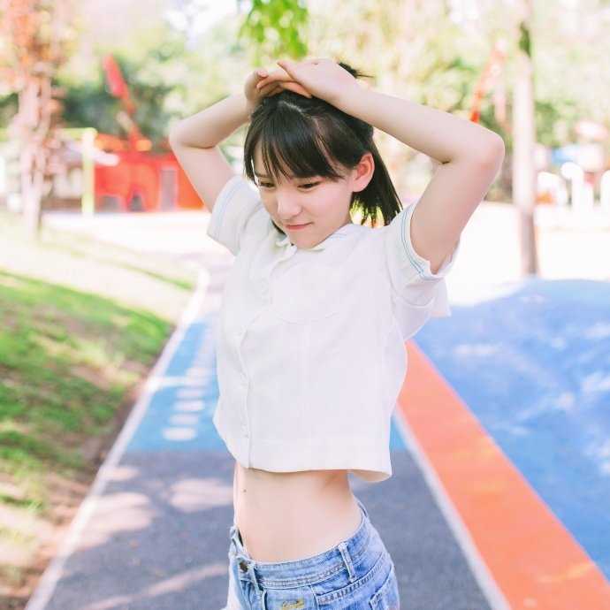 高清清纯女主播赵小臭小清新私拍美图图集