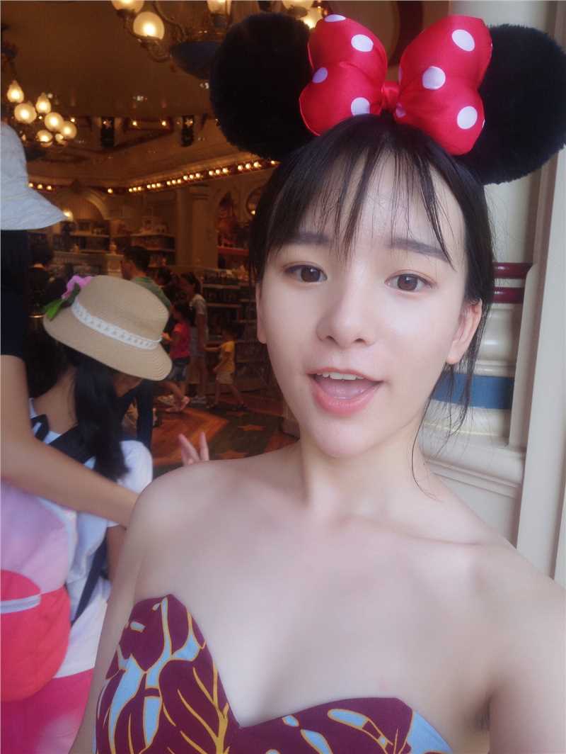 高清清纯女主播赵小臭小清新私拍美图图集