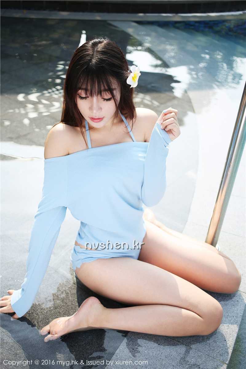 美媛馆清纯秀气女生芝芝Booty甜美旅拍图片