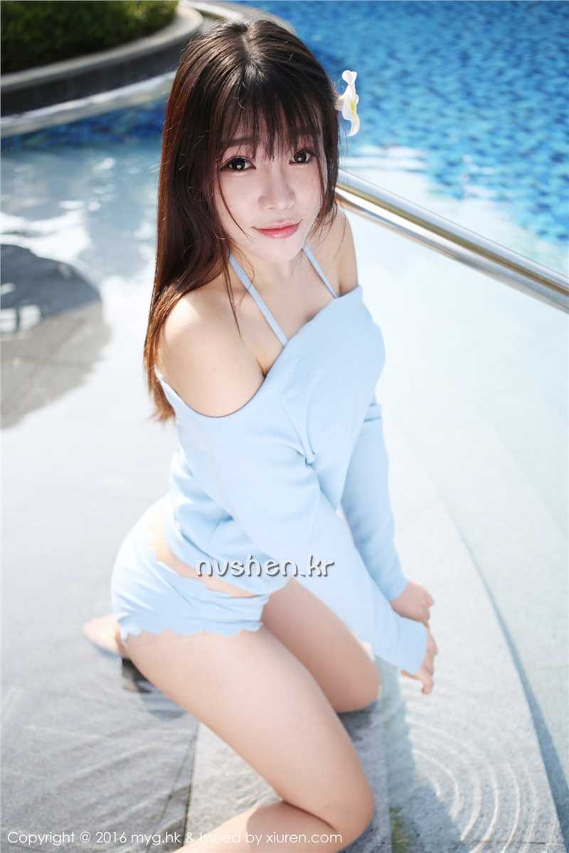 美媛馆清纯秀气女生芝芝Booty甜美旅拍图片