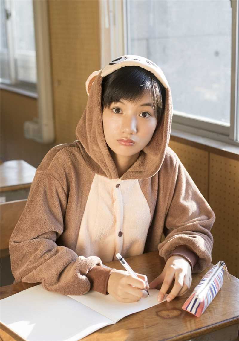 最新日本女演员矢野優花清纯摄影图片壁纸