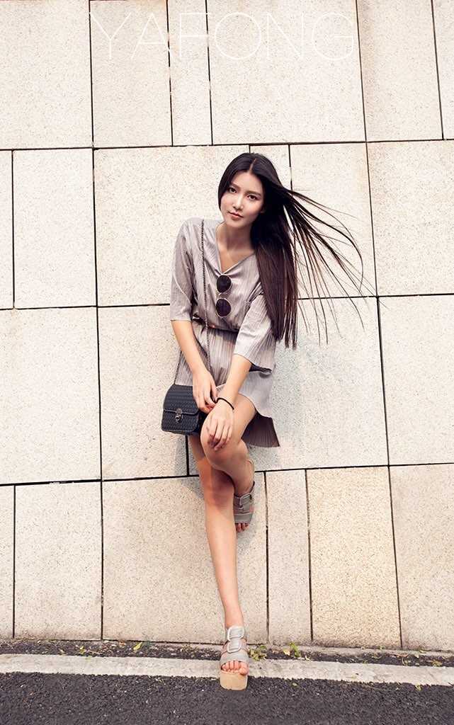 高清气质美女黛西DaisyBaby微博清纯图片图集