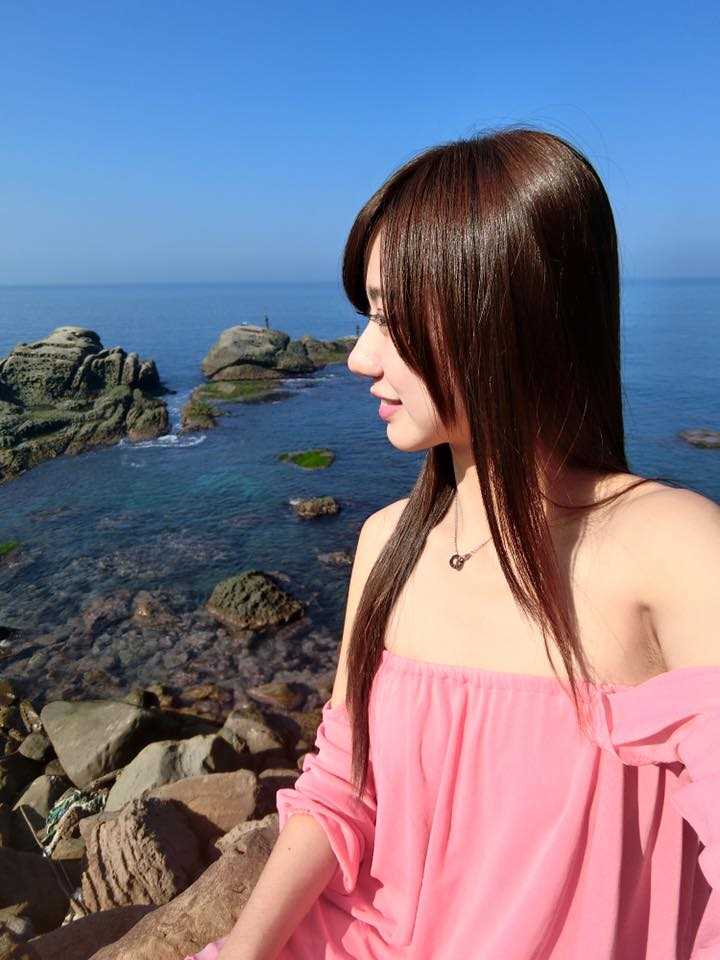台湾美女模特张菁菁清纯图片
