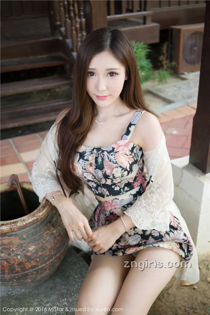 优质魅妍社内地女模特淼淼萌萌哒清纯旅拍相册