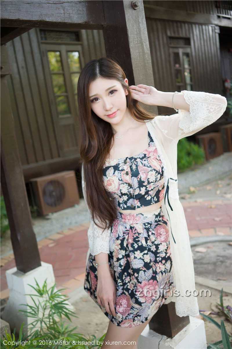 优质魅妍社内地女模特淼淼萌萌哒清纯旅拍相册
