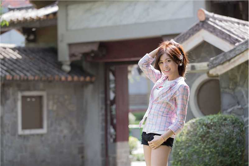 台湾清纯校花美女张楚珊小清新外拍