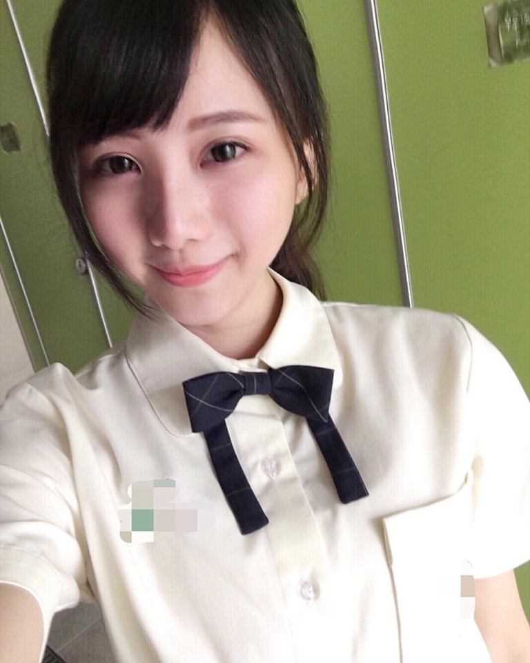 最新台湾学生妹刘坊萱清纯自拍写真图片壁纸