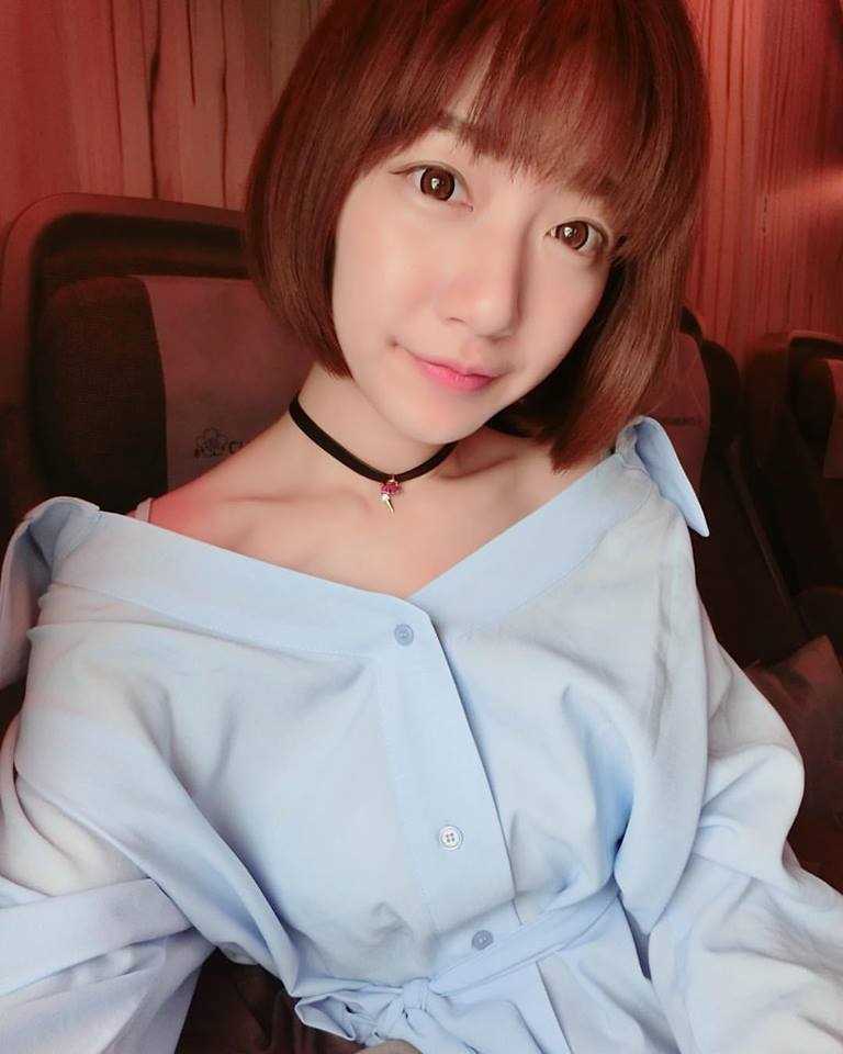 优质台湾美女模特泱泱(吴泱潾)清纯图片