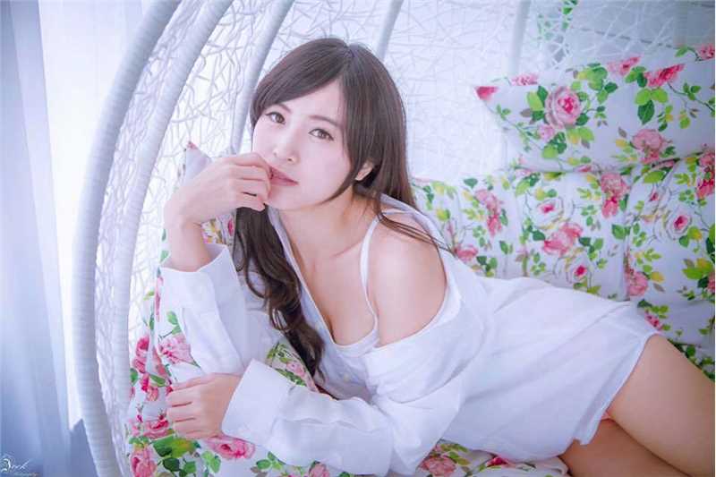 台湾模特美女孟洁Candy清纯图片