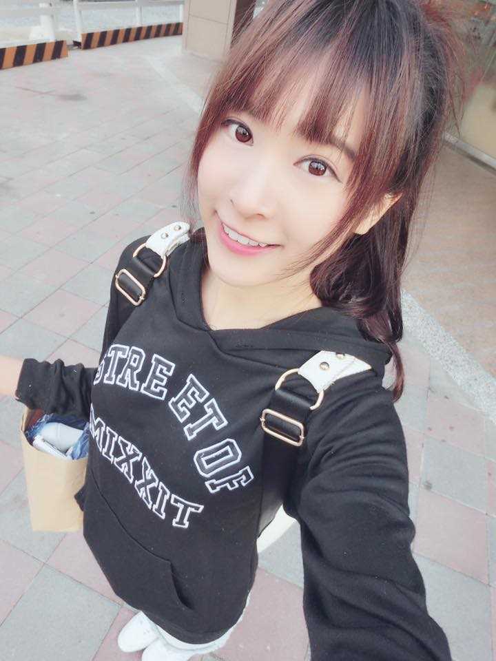 台湾模特美女孟洁Candy清纯图片