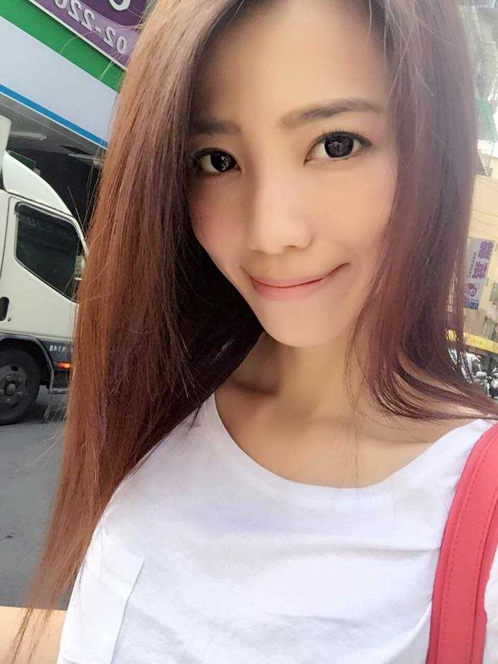台湾模特陈慈瑜清纯